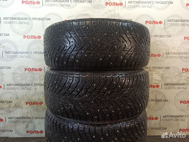 Nokian Tyres Hakkapeliitta 8 225/55 R16 99T