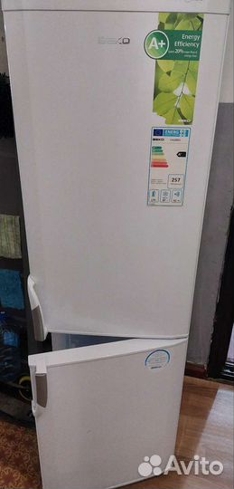 Холодильник бу beko