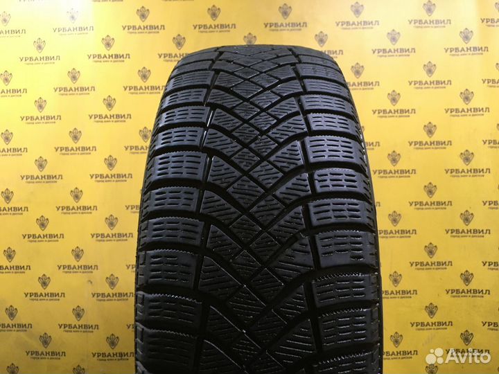 Pirelli Ice Zero FR 205/55 R16