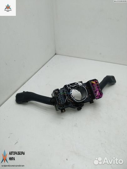 Переключатель подрулевой (стрекоза) Volkswagen