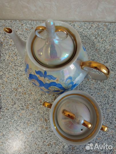 Чайник заварочный большой (1 литр) и сахарница