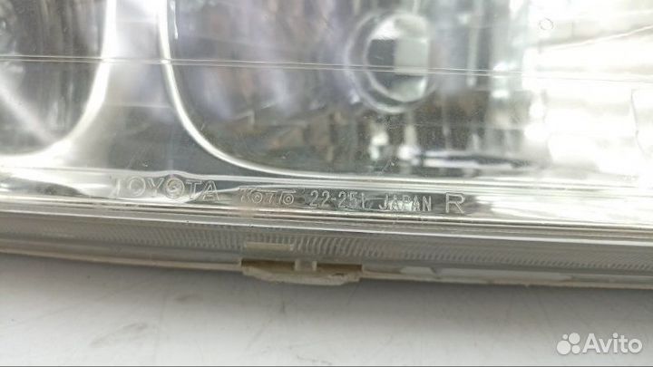 Фара правая Toyota Mark Ii GX100