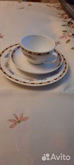 Абсолютно новая Кофейная пара и блюдце набором