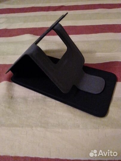 Универсальные чехлы для смартфонов