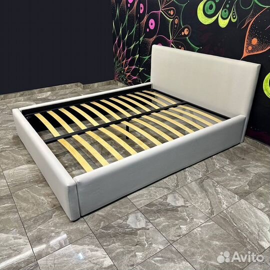 Кровать двухспальная 160х200