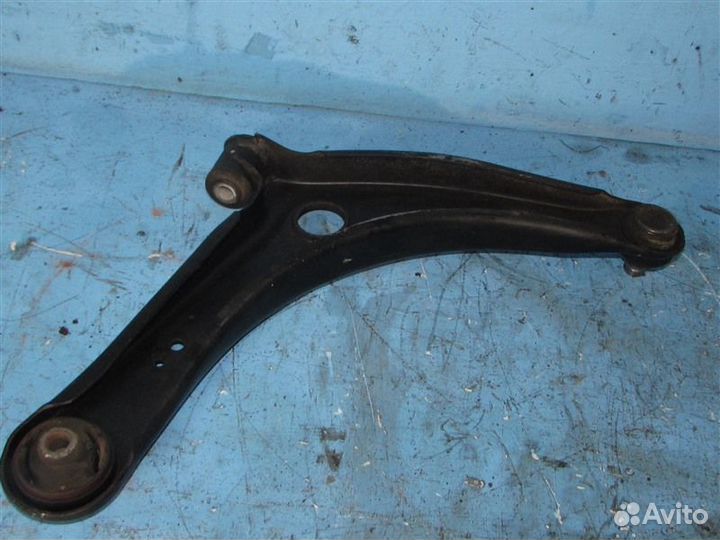 Рычаг передний левый Mitsubishi Lancer CY4A 4B11