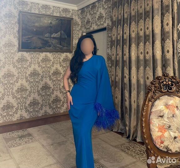 Вечернее платье