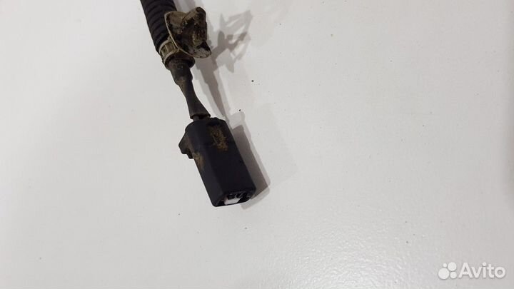 Датчик ABS передний