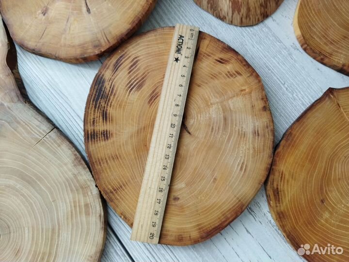 Подставка под горячее из дерева