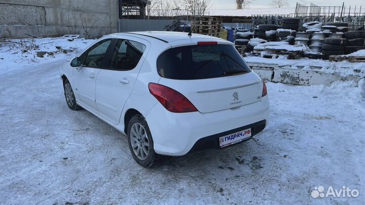 Ручка двери внутренняя правая Peugeot 308 (T7) 914