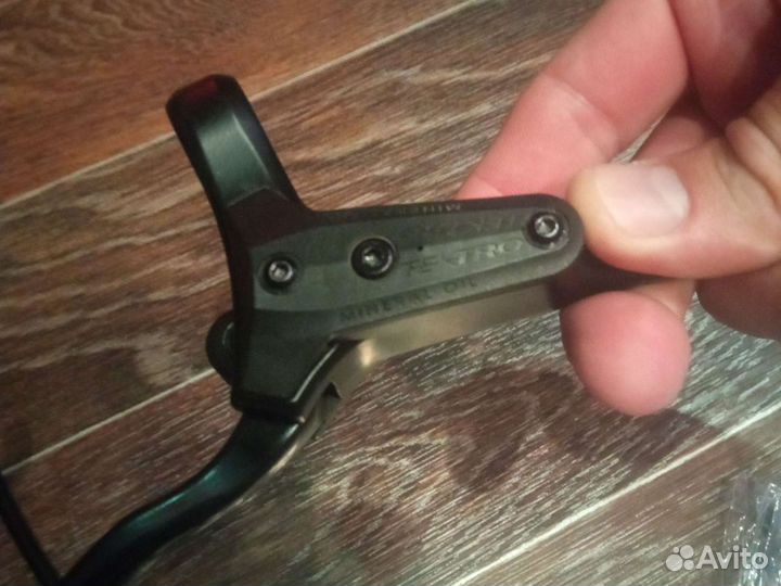 Тормоза для велосипеда Tektro HDC 330