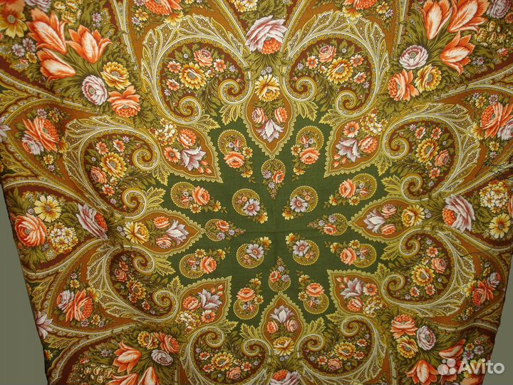 Павловопосадская шаль 