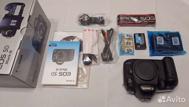 Фотоаппарат Canon 5D Mark lll body