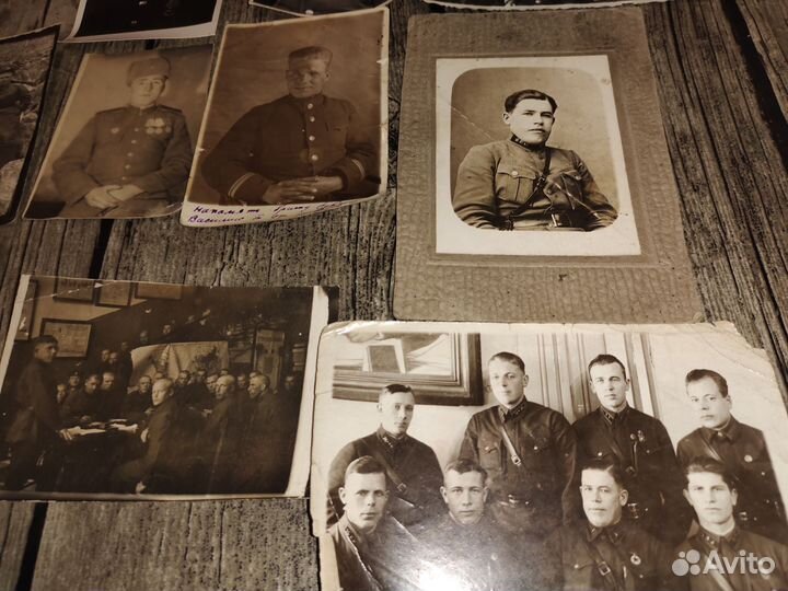 Старинное фото военных