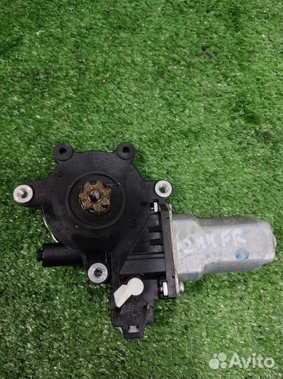 Мотор стеклоподъёмника передний правый Subaru Tri