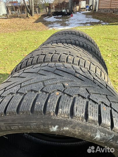 Pirelli Ice Zero 295/40 R21