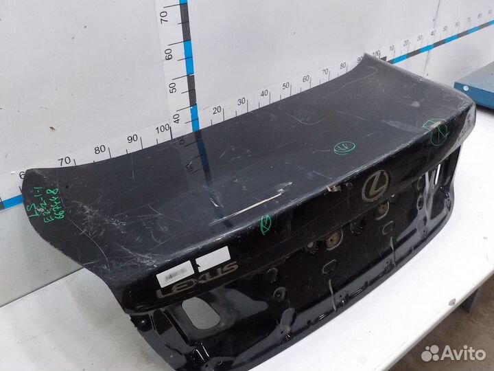 Б/У Б/У Крышка багажника 6440150270 toyota