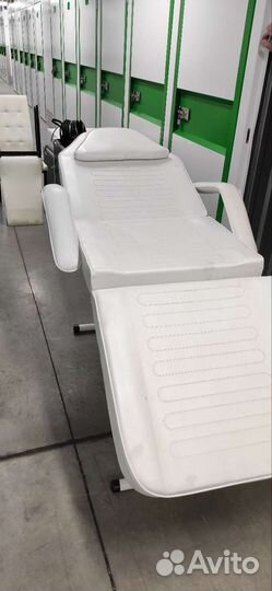 Кушетка косметологическая