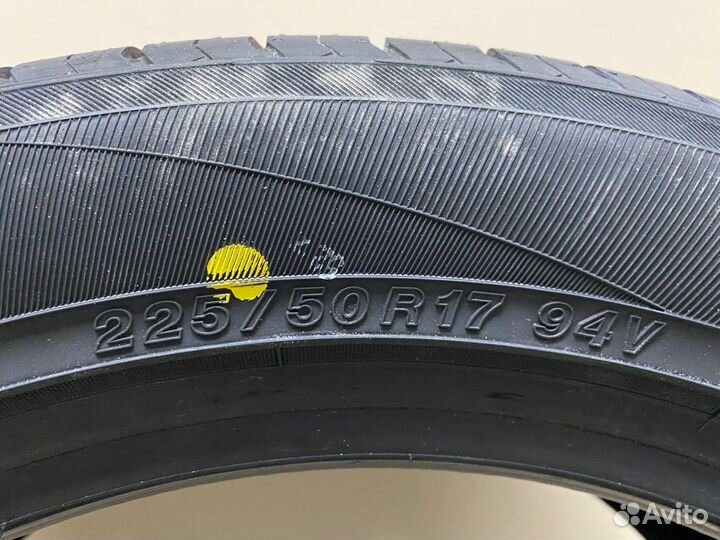 Yokohama BluEarth-ES ES32 225/50 R17 94V