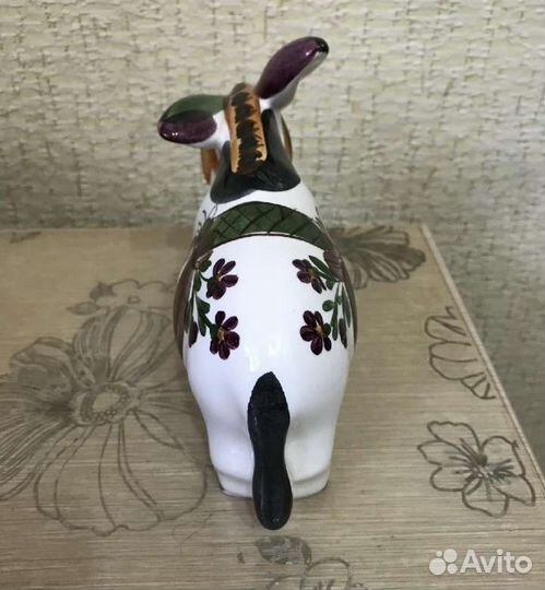 Статуэтка Хозяйка медной горы, Грустный ослик зик