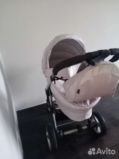 Коляска 2 в 1 Baby care