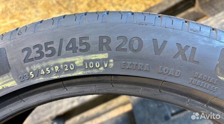 Continental EcoContact 6 235/45 R20