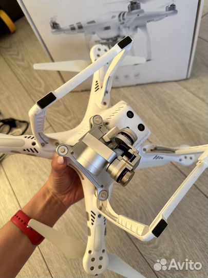 Квадрокоптер DJI Phantom 3 Advanced