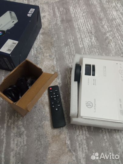 Мини проектор