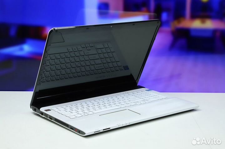 Игровой Sony Vaio, Core i3, SSD, Radeon HD 7650M