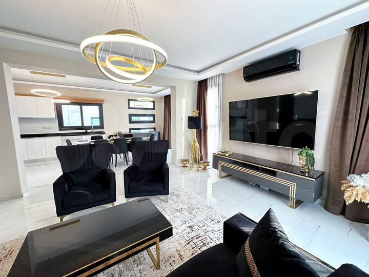 Дом 250 м² (Кипр)