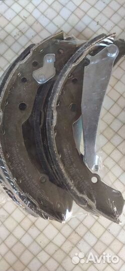 Тормозные колодки задние на volkswagen polo