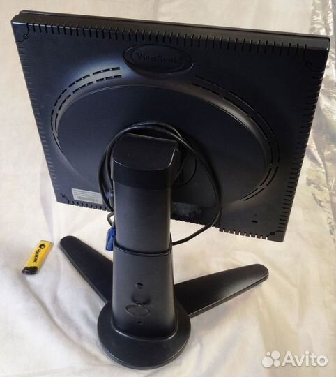 Mонитоp Viewsonic vр171b с поворотным экраном