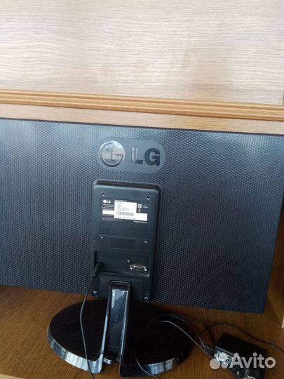 Монитор для компьютера 22 дюйма