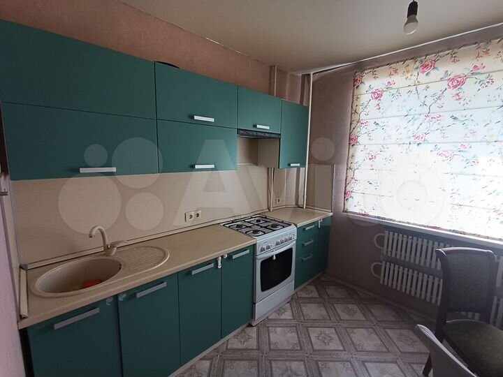 2-к. квартира, 60 м², 6/10 эт.