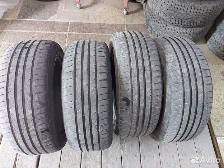 Hankook Optimo H411 215/55 R17