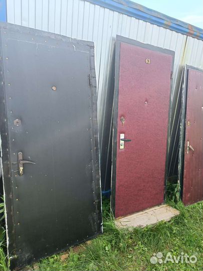 Дверь входная металлическая