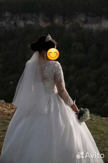 Свадебное платье