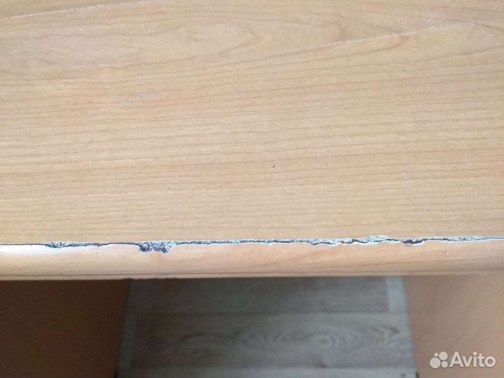 Стол письменный компьютерный