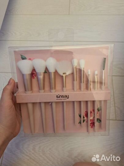 Кисти для макияжа новые