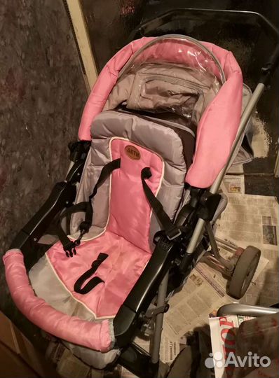 Прогулочная коляска