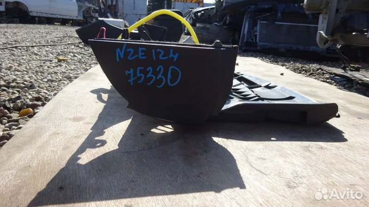 Торпедо (airbag) Toyota Allex NZE124 1NZ-FE 2004/6