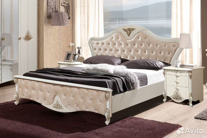 Спальный гарнитур