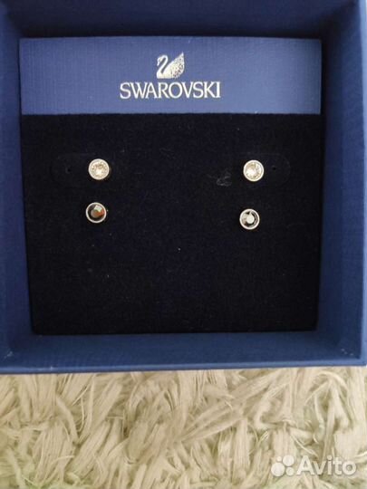 Пуссеты, сережки гвоздики Swarovski