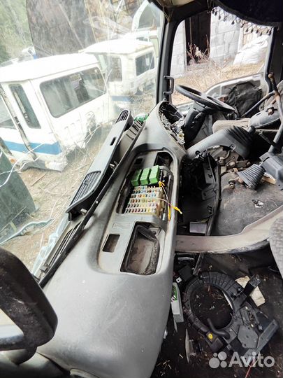 Кабина Исузу Форвард по запчастям