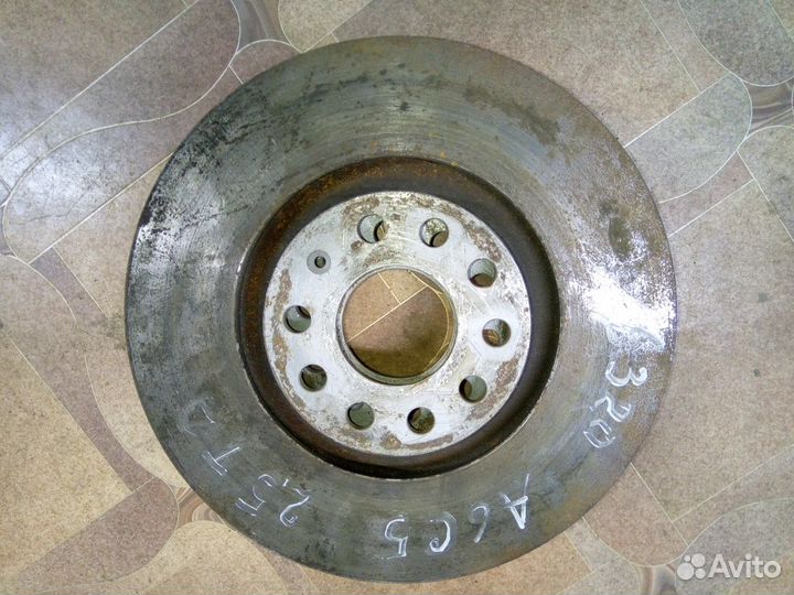 Диски тормозные передние Audi A6 C5 2.5TD