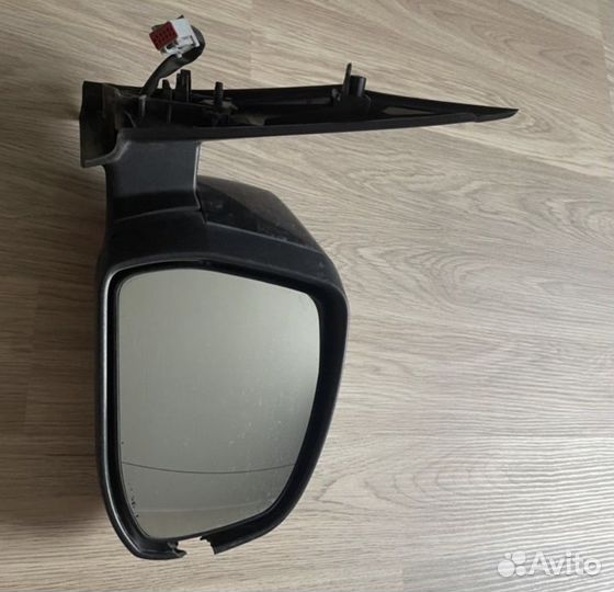 Зеркало правое ford focus 2 рестайлинг 2011