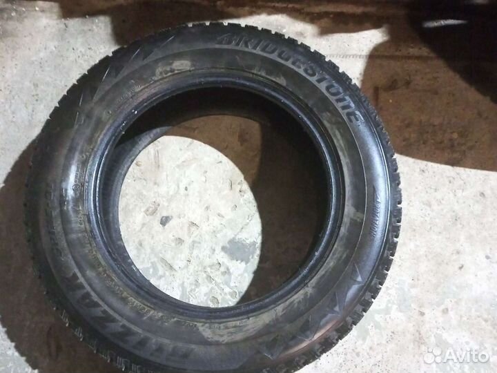 Bridgestone Blizzak LT 225/65 R17