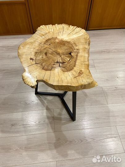 Журнальный столик