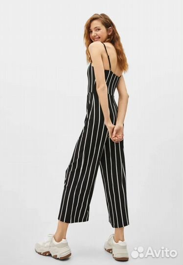 Комбинезон женский Bershka 42-44р