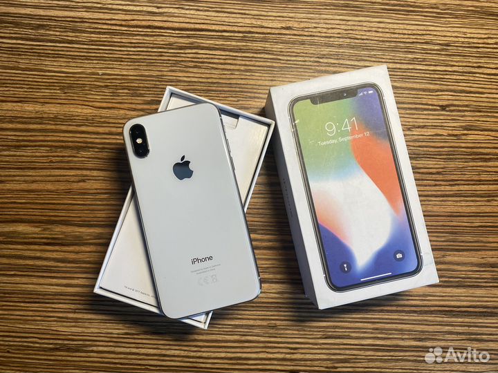 iPhone X, 256 ГБ
